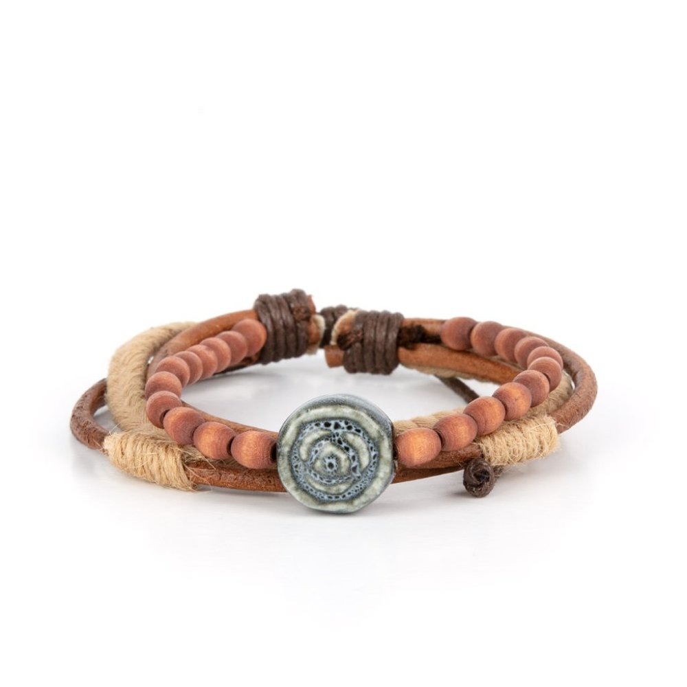Earthy textile bracelet - Picture 2 of 2